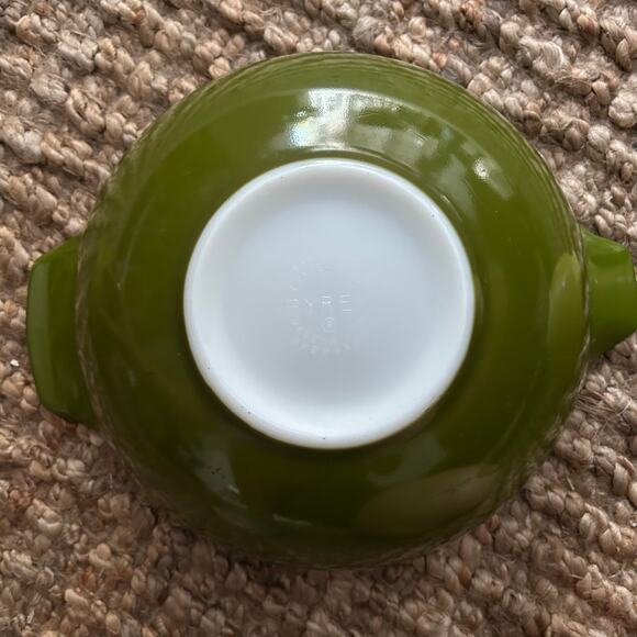 Vintage Pyrex Cinderella Mixing Bowl Set – #444, #442, #441 – Green Opalware - Picture 4 of 7